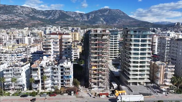 Image No.27-4 Bed Apartment for sale