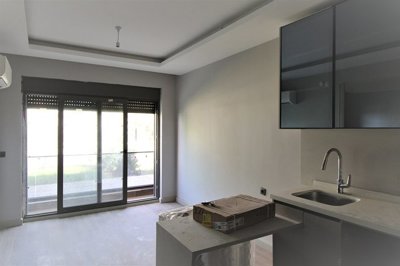 Interior 3