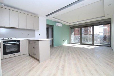 Interior 2