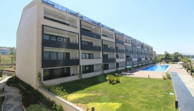 Exterior 3