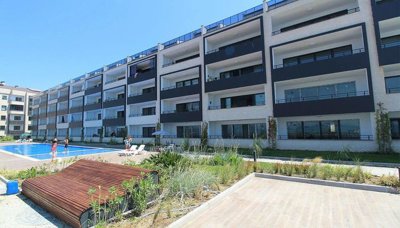 Exterior 2