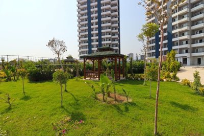 Exterior 4