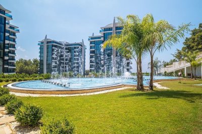 Exterior 13