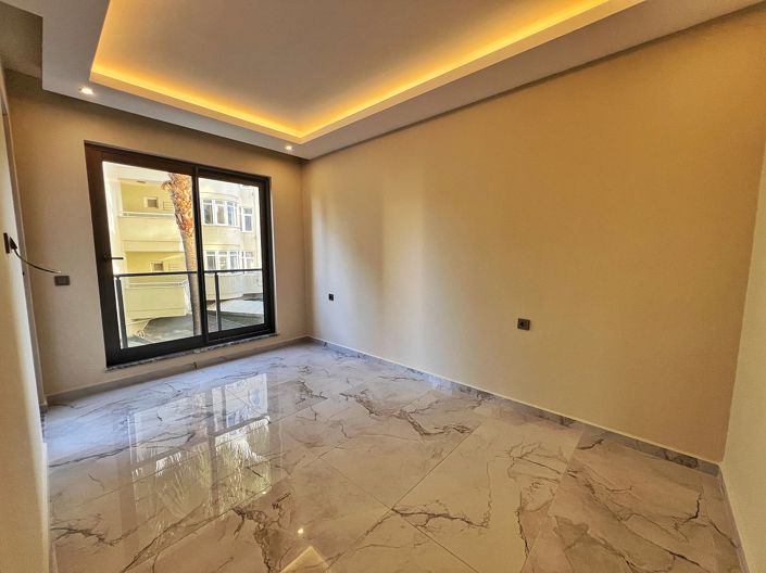 Image No.13-2 Bed Apartment for sale