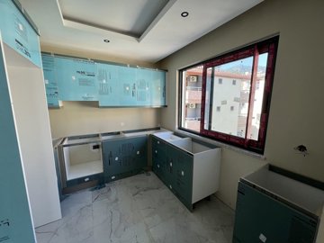 Interior 4