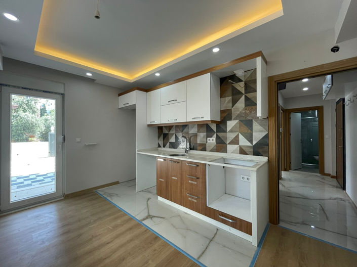 Image No.17-2 Bed Apartment for sale