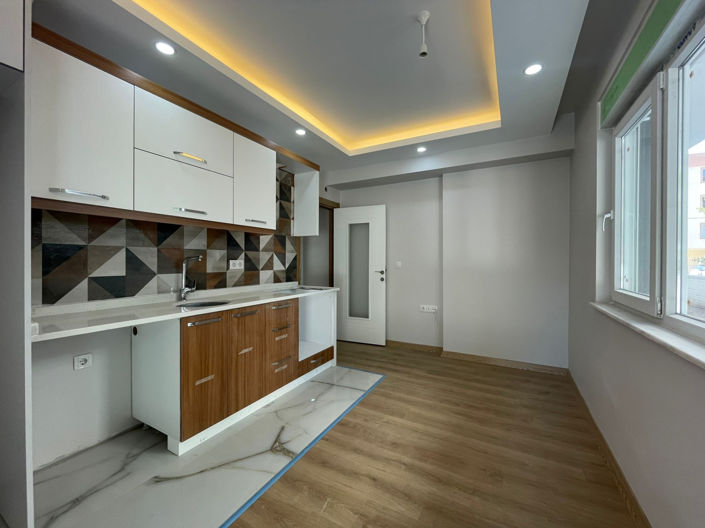 Image No.19-2 Bed Apartment for sale