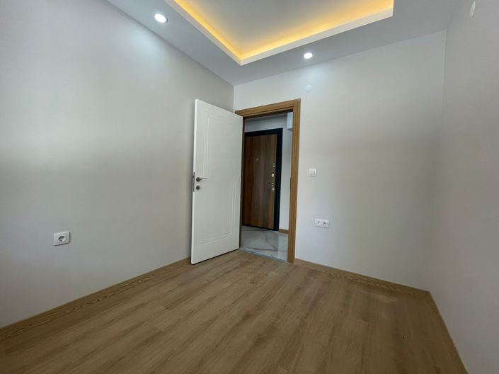 Image No.24-2 Bed Apartment for sale