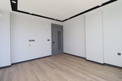 Interior 2