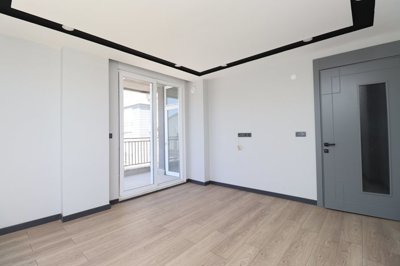 Interior 3