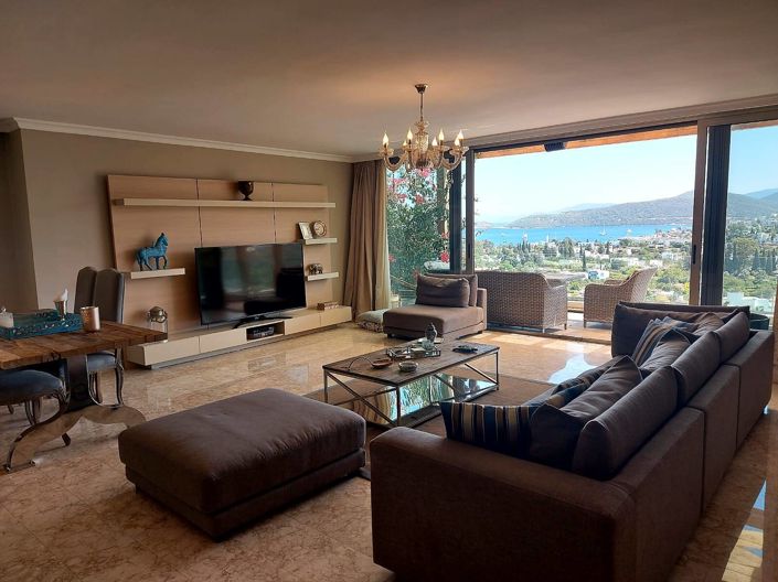 Image No.10-3 Bed Apartment for sale