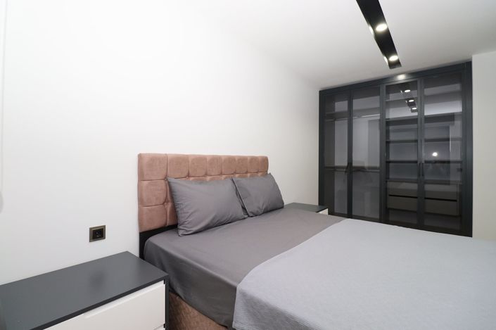 Image No.23-1 Bed Apartment for sale