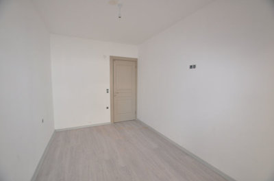 Interior 3