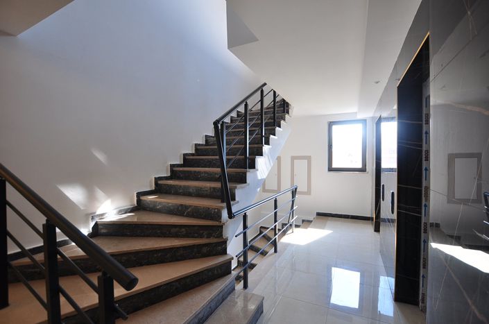 Image No.13-2 Bed Apartment for sale