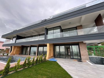 Exterior 10