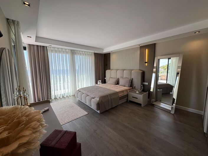 Image No.14-5 Bed House/Villa for sale