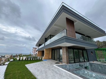 Exterior 7