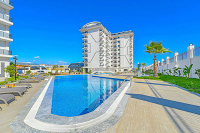 Exterior 3