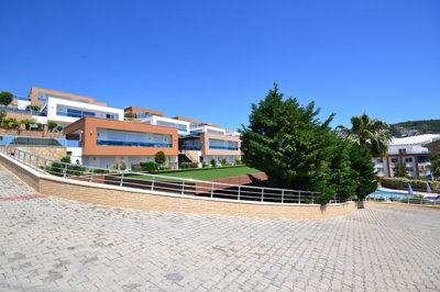 Exterior 13