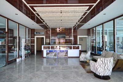 Exterior 6