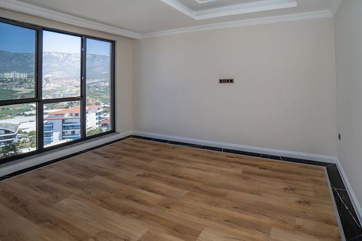 Image No.17-2 Bed Apartment for sale