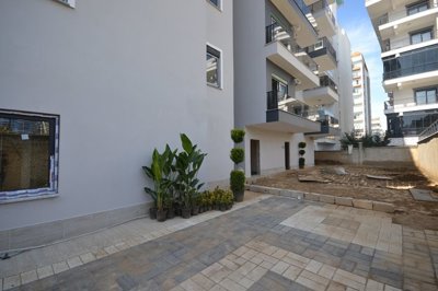 Exterior 5
