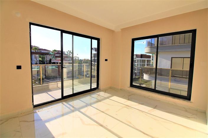Image No.19-2 Bed Apartment for sale