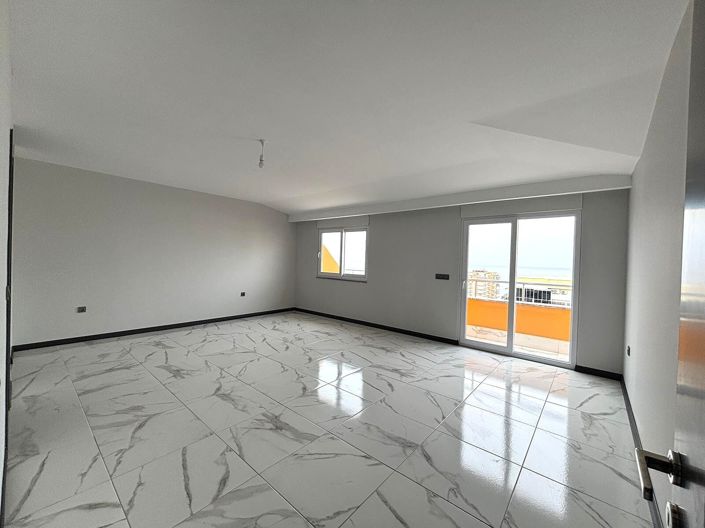 Image No.20-3 Bed Apartment for sale