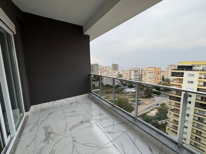 Image No.24-3 Bed Apartment for sale