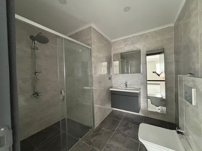 Image No.42-3 Bed Apartment for sale