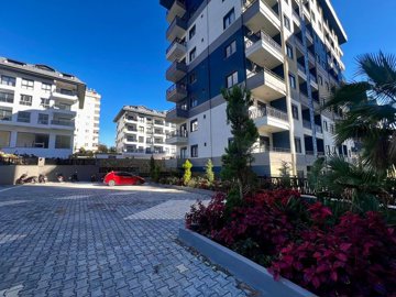 Exterior 8