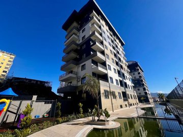 Exterior 3