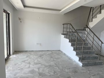 Interior 2