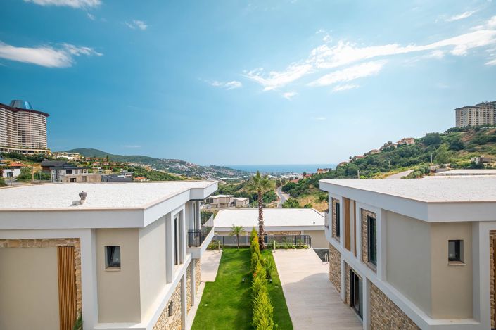 Image No.18-4 Bed Apartment for sale