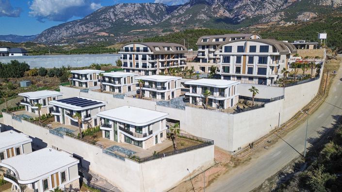 Image No.35-4 Bed Apartment for sale