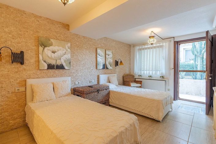 Image No.27-5 Bed House/Villa for sale