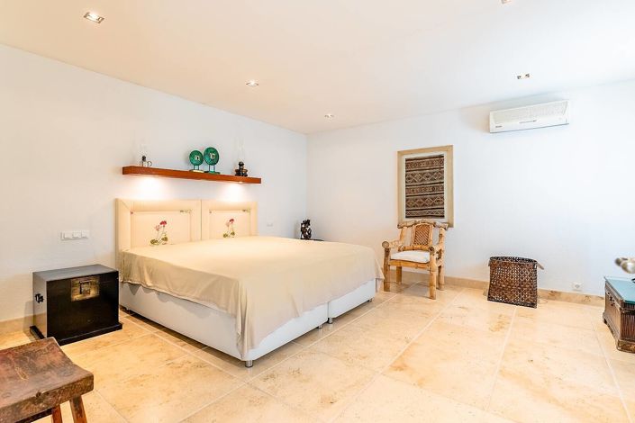 Image No.66-5 Bed House/Villa for sale