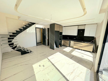 Interior 2