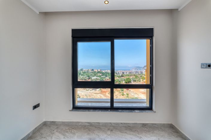 Image No.12-2 Bed Apartment for sale