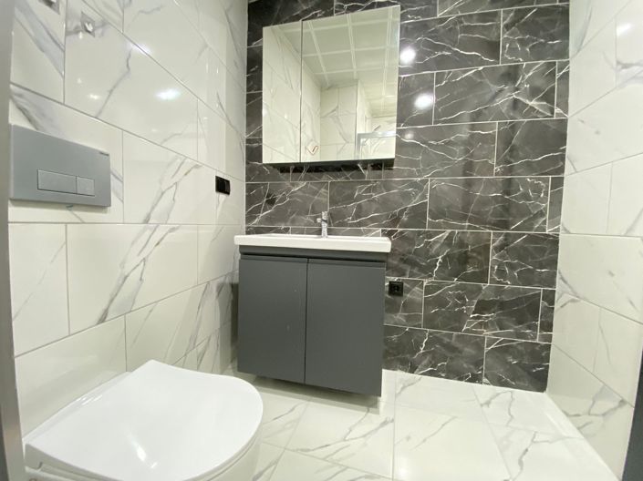 Image No.24-4 Bed Apartment for sale