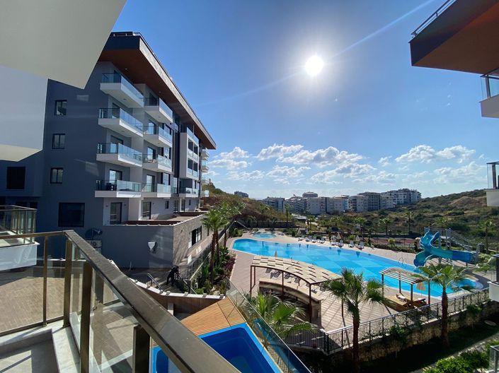 Image No.25-4 Bed Apartment for sale