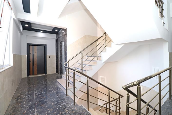 Image No.12-3 Bed Apartment for sale