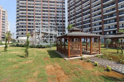 Exterior 9