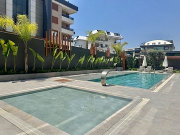 Exterior 5