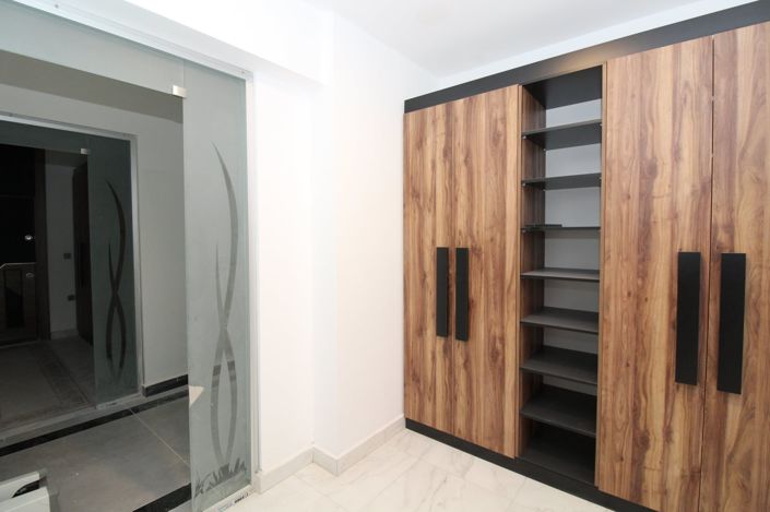 Image No.13-3 Bed Apartment for sale