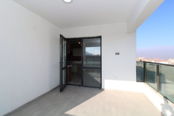 Image No.25-3 Bed Apartment for sale