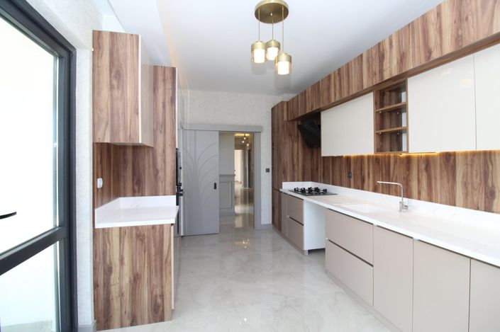 Image No.8-3 Bed Apartment for sale
