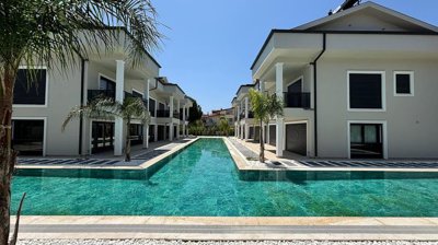 Exterior 7