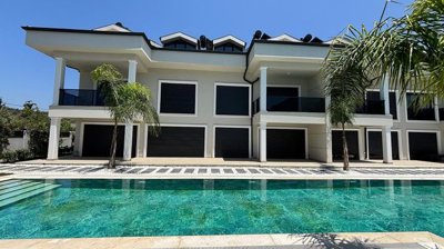 Exterior 8