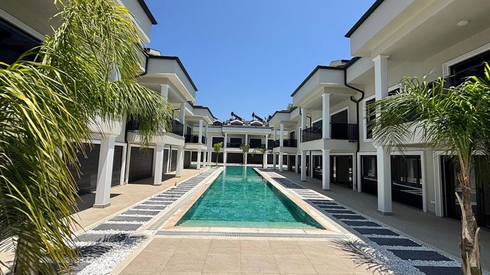 Image No.1-4 Bed Apartment for sale